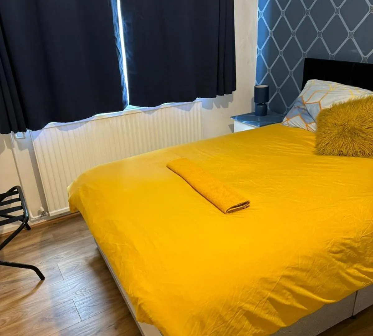 Bed & Breakfast Gatwick Star Night Stay - Gatwick Crawley  United Kingdom