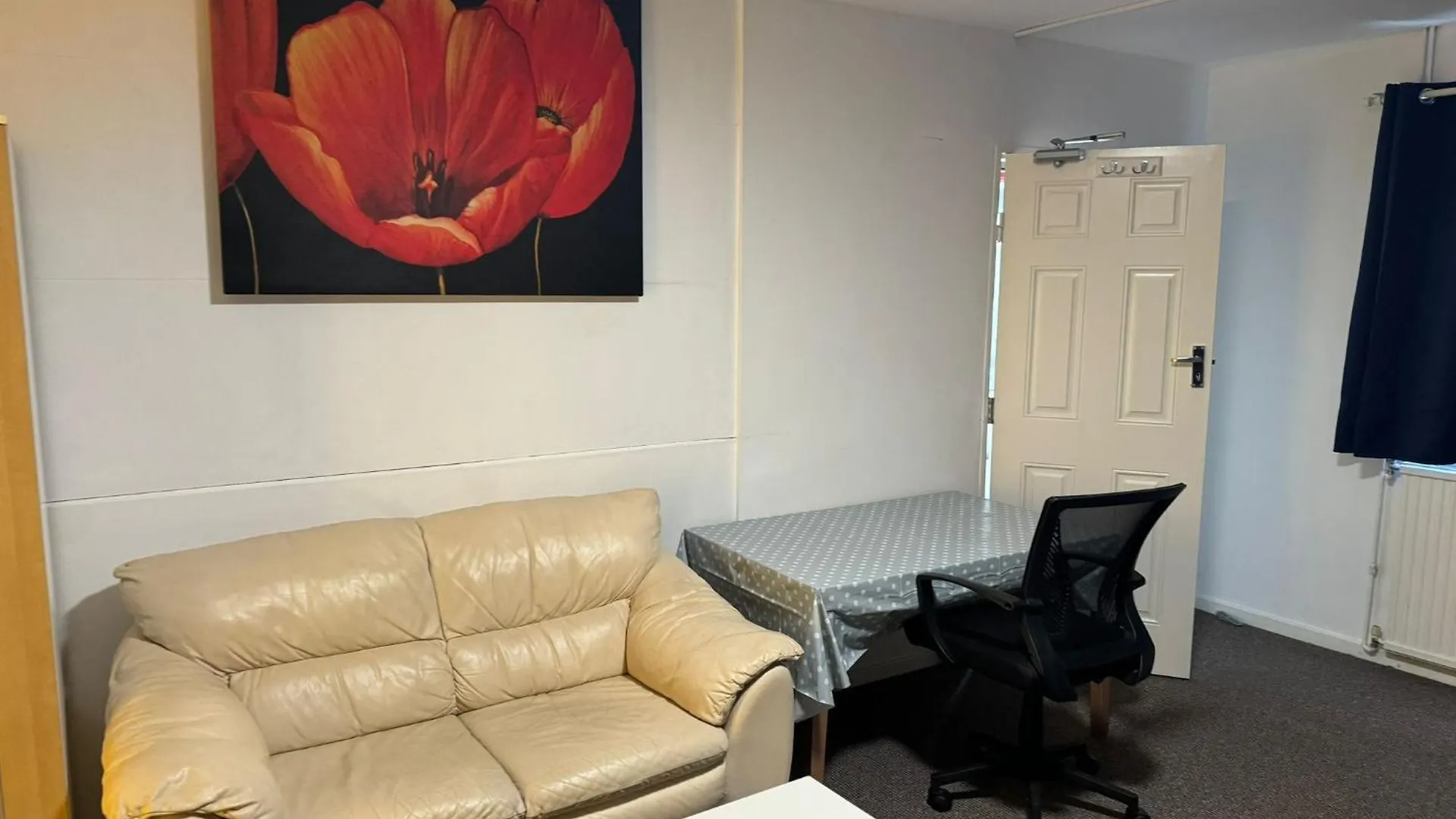 Gatwick Star Night Stay - Gatwick Crawley  Crawley (West Sussex)