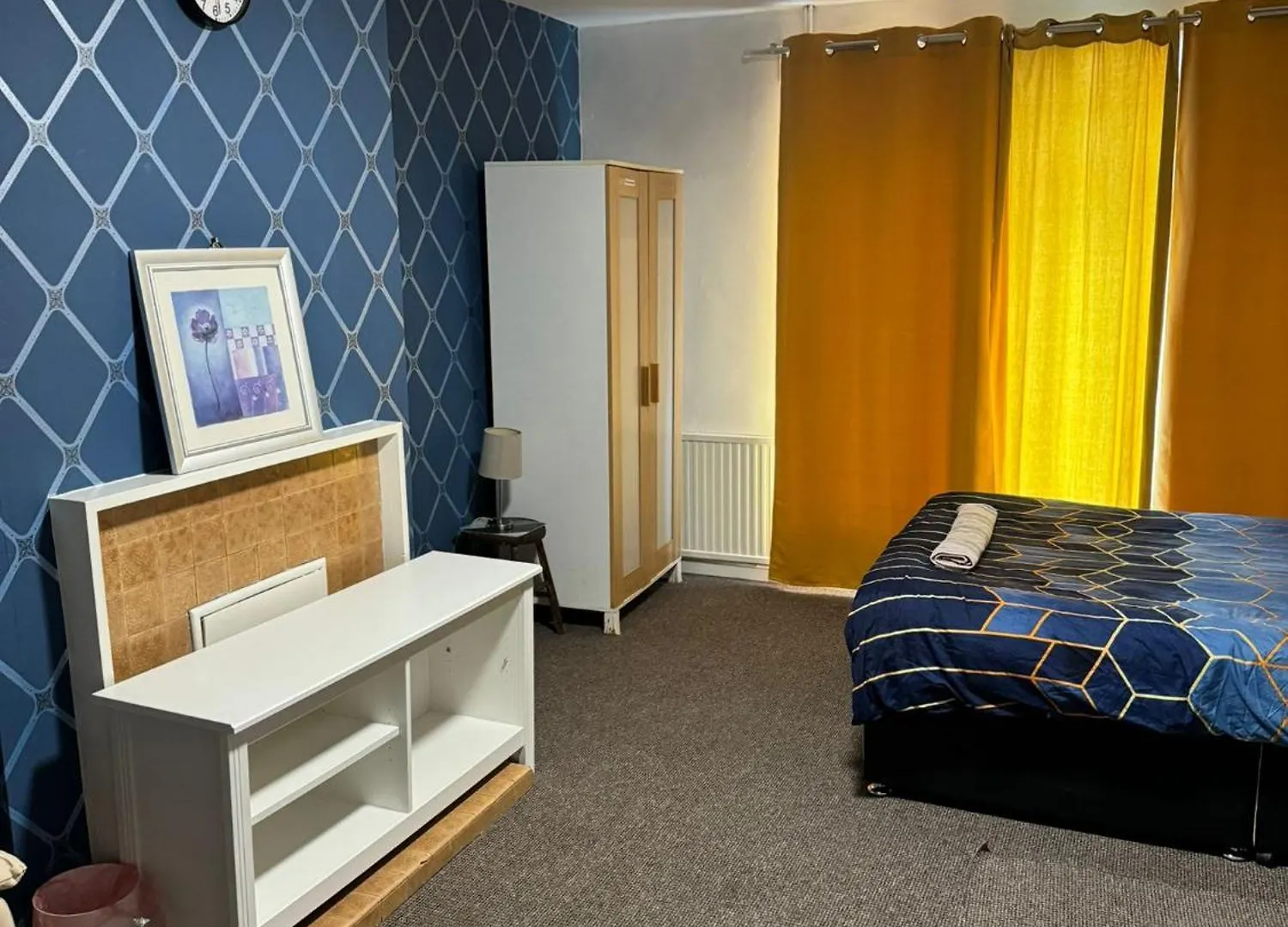 Bed & Breakfast Gatwick Star Night Stay - Gatwick Crawley